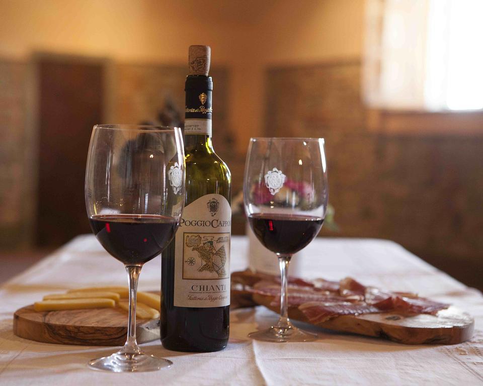 モンテスペルトリ Fattoria Poggio Capponiヴィラ エクステリア 写真